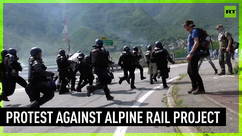 Clashes break out amid rally against high-speed Lyon-Turin train