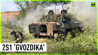 Self-propelled 2S1 ‘Gvozdika’ howitzer on firing duty