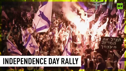 Israelis demand democracy at Independence Day rally