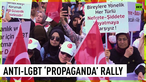 Huge crowds protest against LGBT ‘propaganda’ in Istanbul
