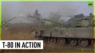 T-80 tank crew conducts indirect fire on Ukrainian troops