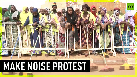 Nigerien women participate in 'make noise' protest against French troops