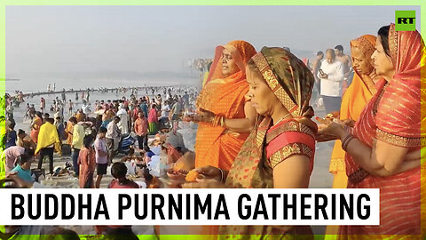 India's devotees gather to wash sins away at Buddha Purnima