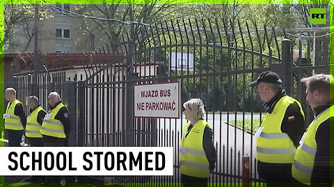 Polish police raid Russian school in Warsaw