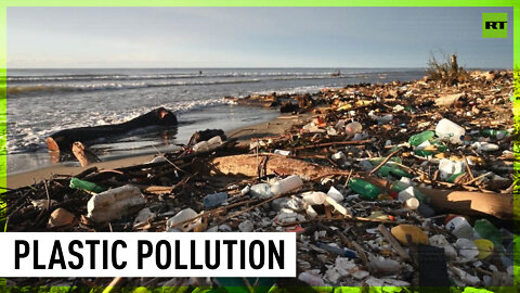 Huge ‘carpet’ of plastic trash covers coastline in Honduras