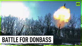 Russian troops use heavy-caliber mortars as they advance on Ukrainian positions
