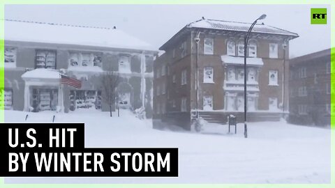 Winter storm batters Buffalo, New York