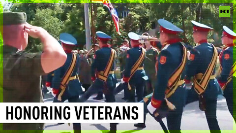 Annual WW2 parades honoring vets return to Mariupol