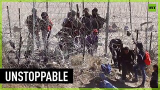 Crawling, climbing and breaking fences | How migrants get to the US from Mexico