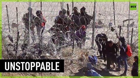 Crawling, climbing and breaking fences | How migrants get to the US from Mexico