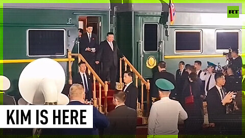 Kim Jong-un arrives in Russia