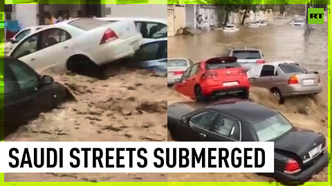 Cars washed away by flood in Mecca