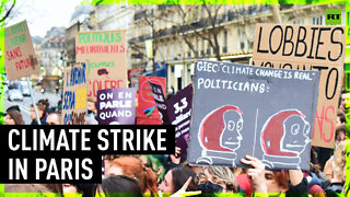 Climate and justice strike in Paris