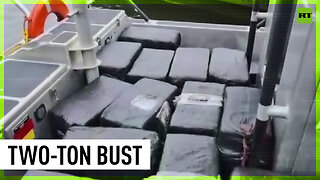 Cocaine vessel | Colombian Navy finds 2 TONS of drugs & 2 dead bodies