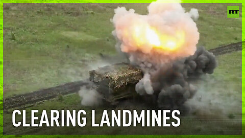 Russian combat engineers clear landmines with robotic system