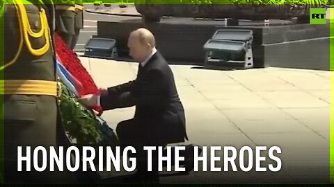 Putin lays wreath at Victory Monument in Minsk, Belarus