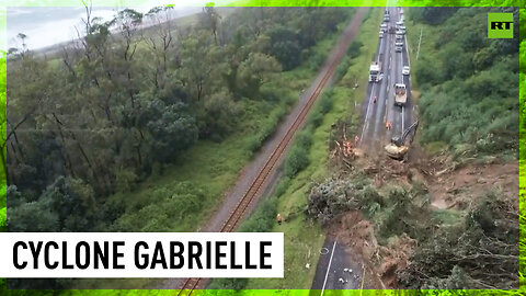 Cyclone Gabrielle leaves trail of destruction & flooding in New Zealand