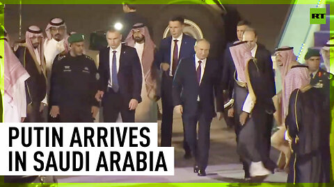 Putin arrives in Saudi Arabia