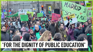 Spanish teachers strike for better education conditions