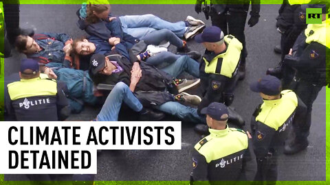 XR activists block The Hague highway
