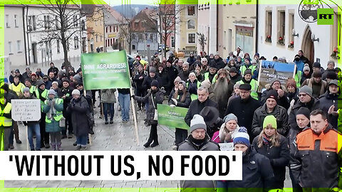 Bavarian farmers rally against govt's austerity plans