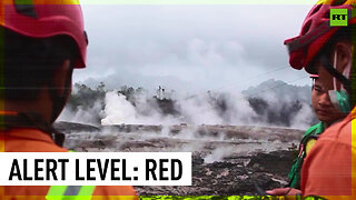Volcano alert raised to highest level as Mount Semeru erupts in Indonesia