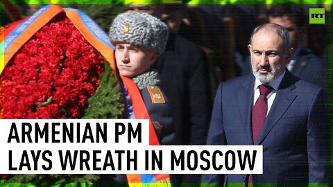 Armenian Prime Minister lays wreath in Moscow