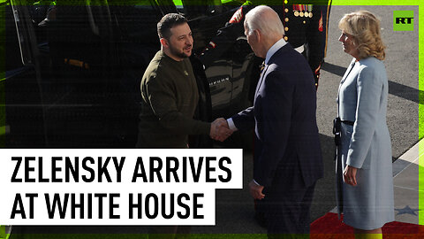 Zelensky arrives at White House