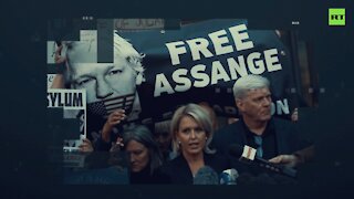 'Julian Assange is our knight in shining armor' — Roger Waters to RT