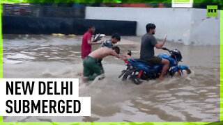 New Delhi severely flooded following heavy rains