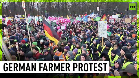 'No farmers, no food, no future' | German farmers protest against govt subsidy cuts