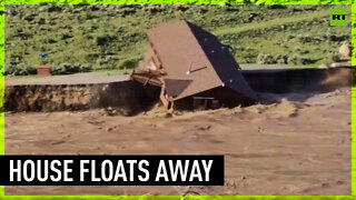 House floats away on Yellowstone River