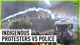 Riot police clash with Indigenous protesters over constitution reform