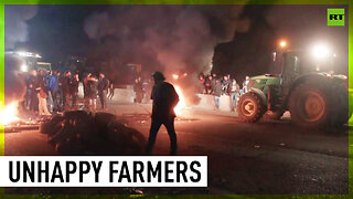 Spanish farmers block highway over rising costs