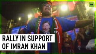 Massive rally in support of PM Khan in Karachi