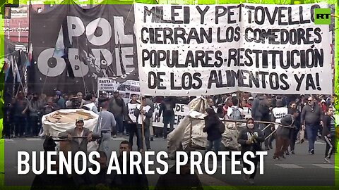 Buenos Aires marches in support of soup kitchens amid Milei’s minister’s corruption scandal