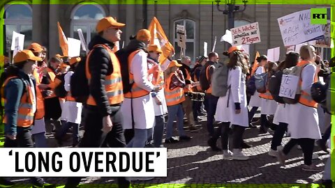 Warning strike | Medical workers march in Stuttgart