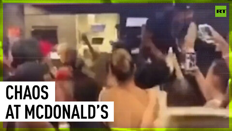 McDonald’s stormed & looted by gang of 50 youths