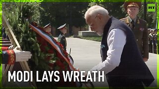 Modi lays wreath at Tomb of the Unknown Soldier in Moscow