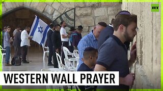 Israelis pray at Western Wall for safe return of captives from Gaza