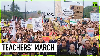 Tens of thousands of Portuguese teachers rally for better working conditions