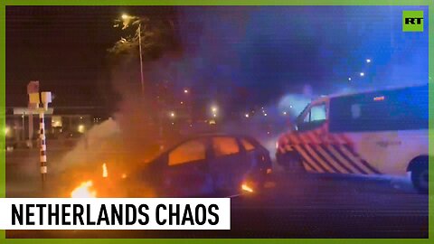 Dutch police use tear gas to disperse rioters in the Hague