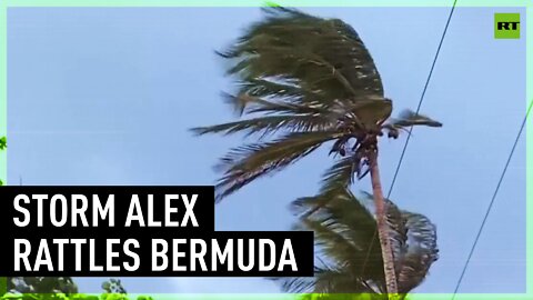 Storm Alex brushes past Bermuda