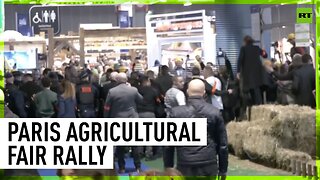 Protesters go wild at Paris Agricultural Fair as Macron meets farmers' representatives