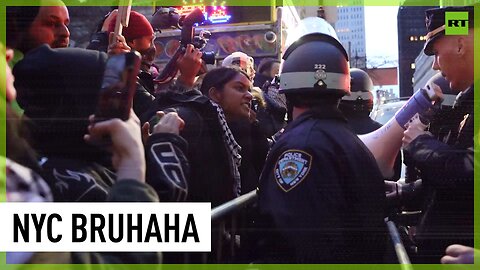 ‘Stay away from me!’ | Protesters clash with NYC cops at pro-Palestine rally