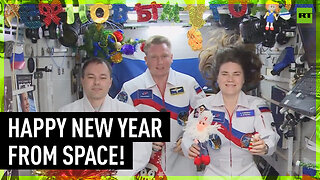 Russian cosmonauts decorate ISS for New Year
