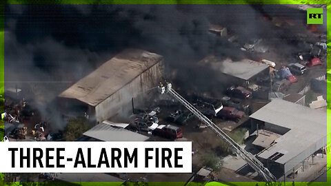 Over 100 firefighters battle blaze in Phoenix industrial area