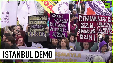 Feminists march for women’s rights in Istanbul