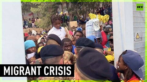 State of emergency in Lampedusa as thousands of migrants arrive on the island
