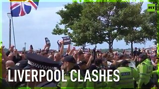 UK protests | Right-wing demonstrators clash with police in Liverpool